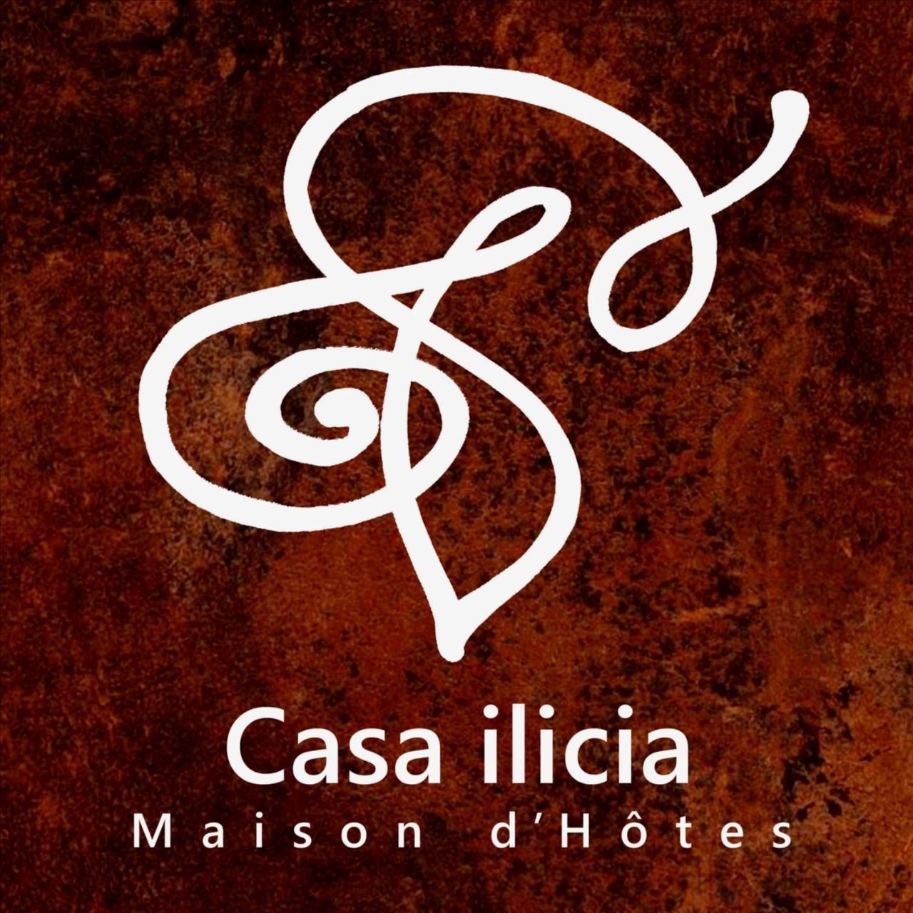 Отель Casa Ilicia Eus Экстерьер фото