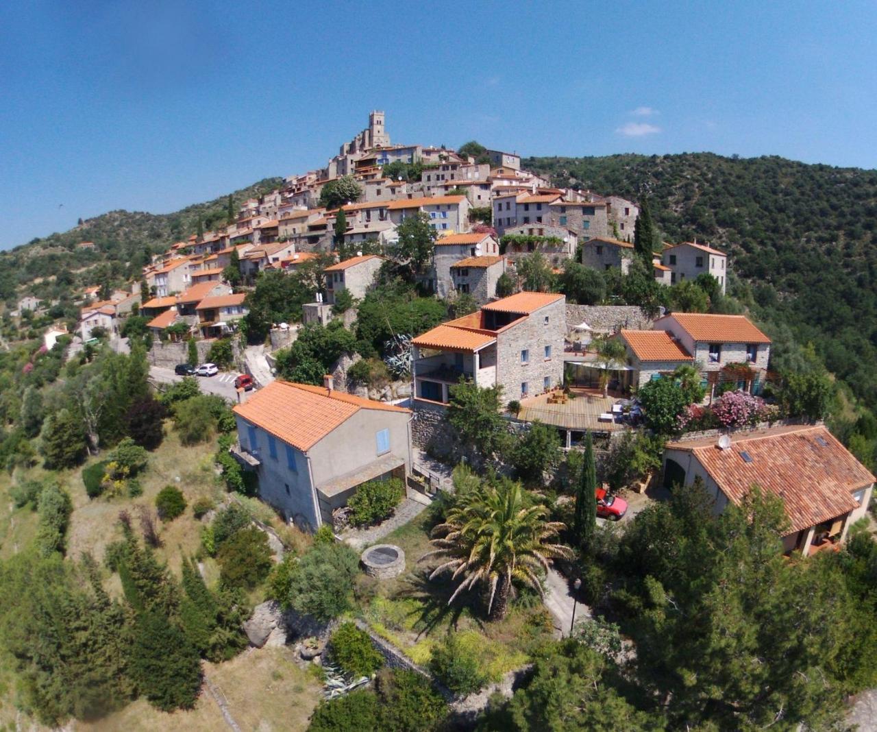 Отель Casa Ilicia Eus Экстерьер фото
